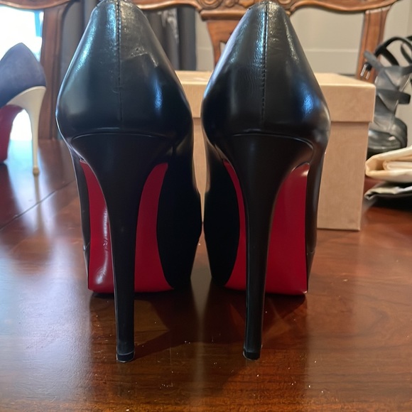 Authentic Bianca Kid Matte Leather Heels - Picture 3 of 5